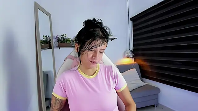 yenny_garcia live