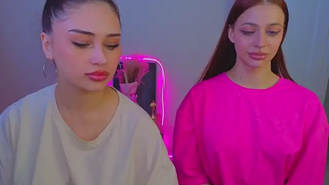 Sofia_Plump live