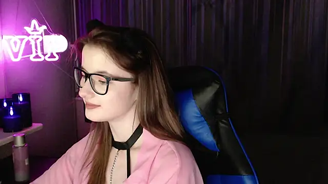 LunaXcherry live