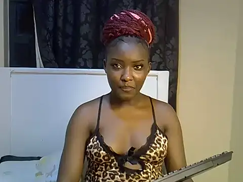 Ebonybarbieeee live