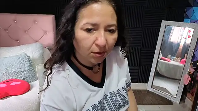 katifoxx live