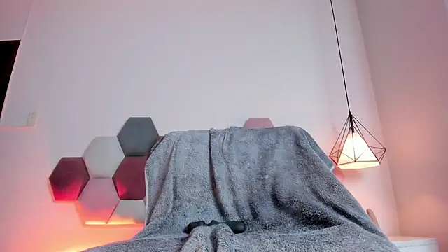 MaddyLovee_ live