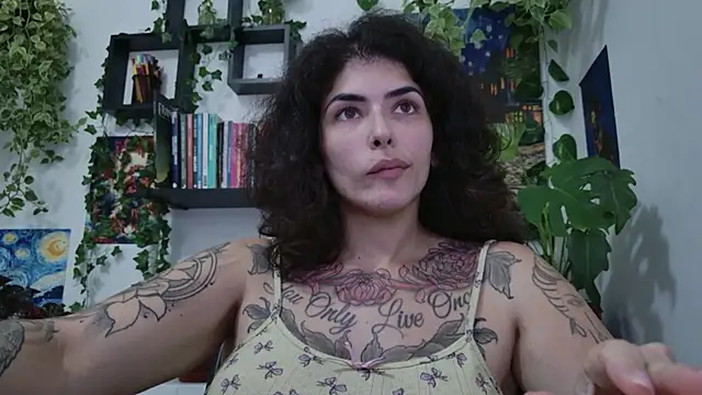TaliMajesty live