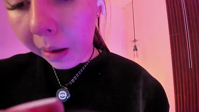 ArianaBaker live