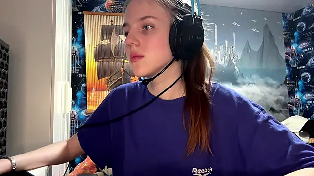 Elira_Breeze live