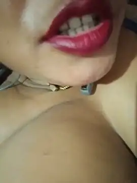 Karishma_bhabi99A live