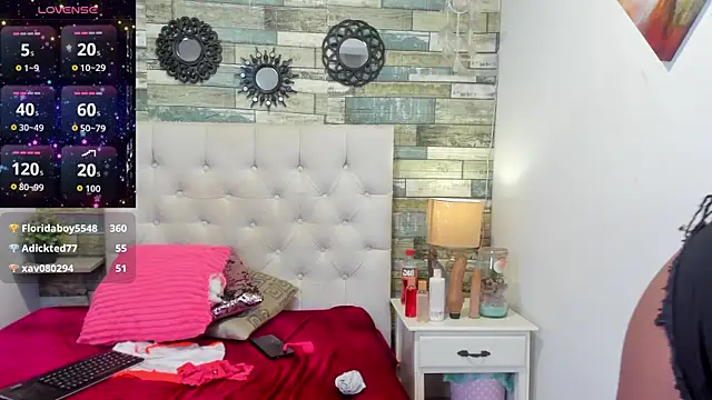 Skylernaomi live