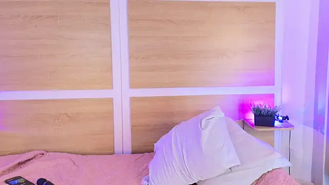 Your_big_ebony_goddness live