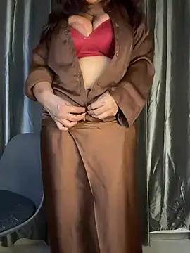 DevineDevilQueen live