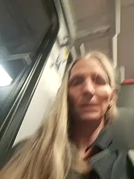 Cheryl_F live