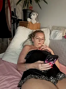 Blond_lady_czech live