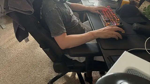 LatinFurBall live