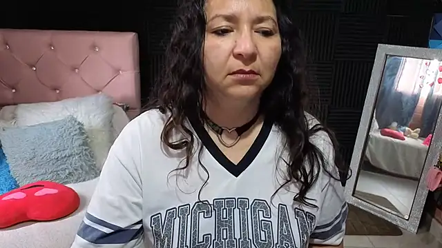katifoxx live