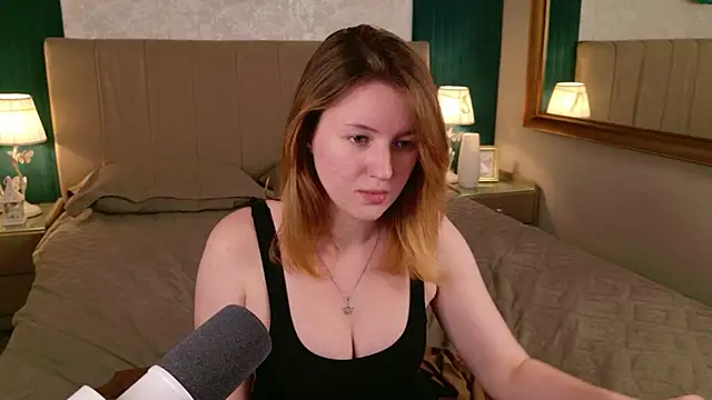 Laura_Stellar live