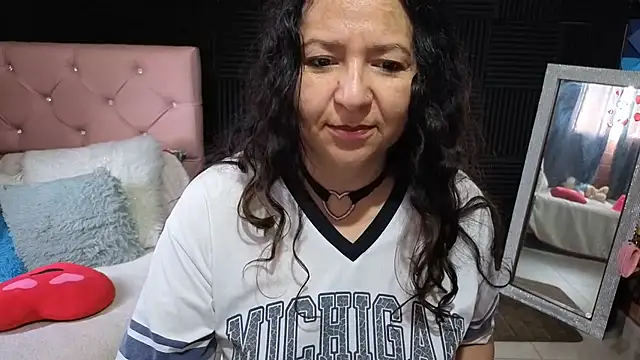 katifoxx live
