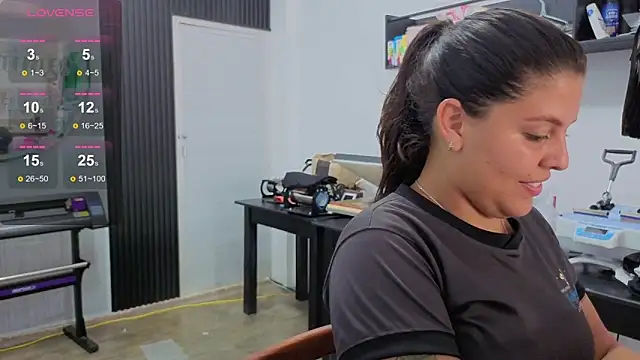 Daniela_mendoza26 live