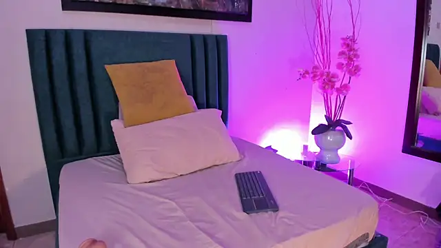 PenelopeCruzz_ live