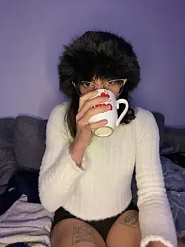 Poison_Ivy_29 live