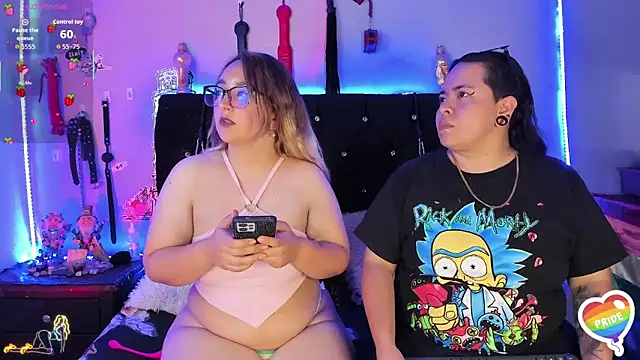 katieeandsharonn live