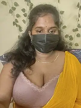 Sravani_cutee_ live