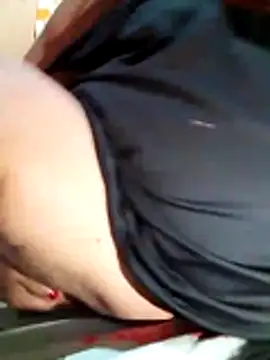Huge_mama69 live