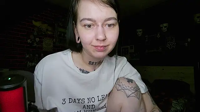 MoorderxDoll live