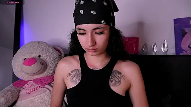 Pinksnake live
