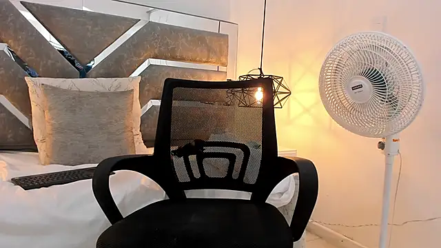 Noelle_Minx live
