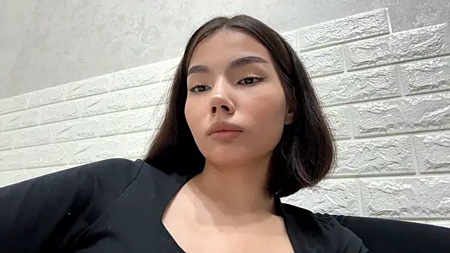 MarylnMonnier live