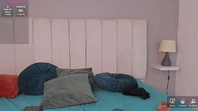 Kylie_Mckenzie live