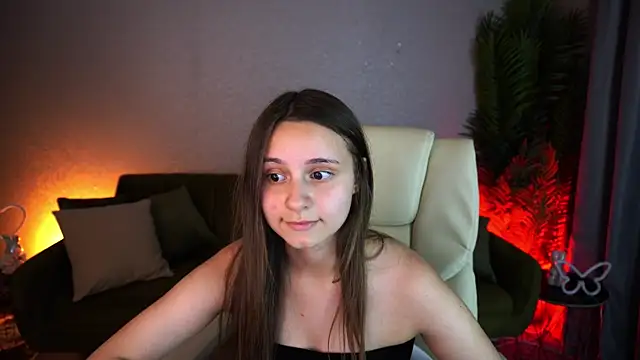 TinyNatalie live