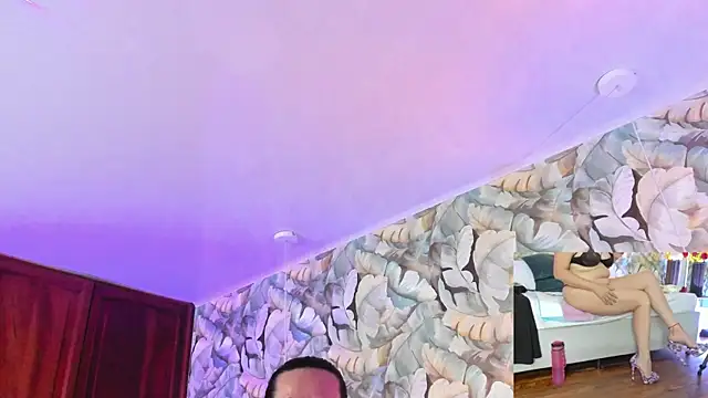 Madame_Angelic_1 live