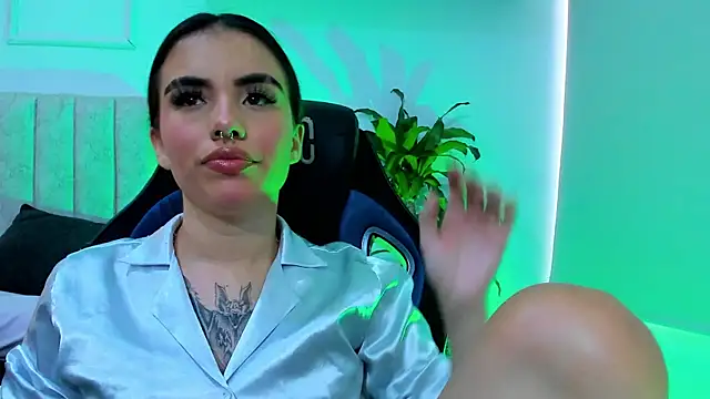 isabella_hv live