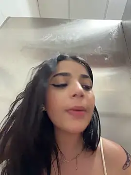 ArieliciousXXX live