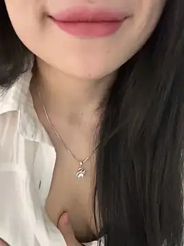 Lilyy_babyy live
