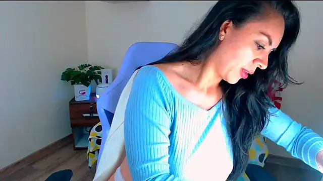 LATINGODDESS_X live