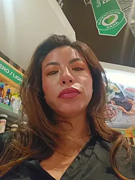Karen_San_Miguel live