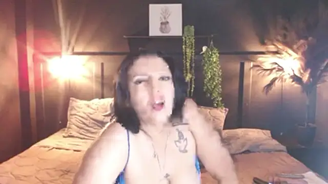 selena_yourmilf live