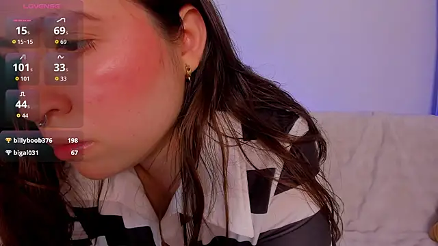 Ana_Torres_ live