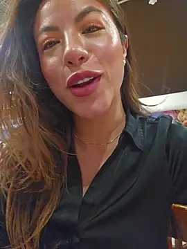 Karen_San_Miguel live