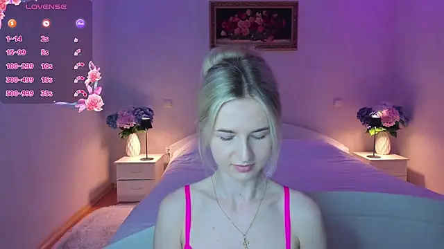 Julie_Blaze live