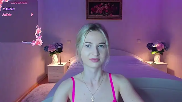 Julie_Blaze live