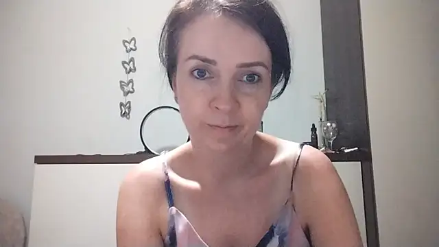 JenniferAlone live