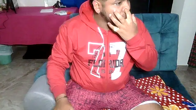Boycuriousxxx live