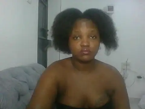 Ebony_butt live