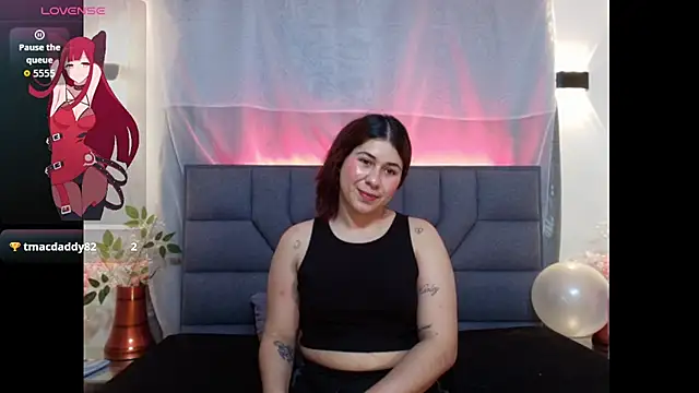 Inari_Joness live