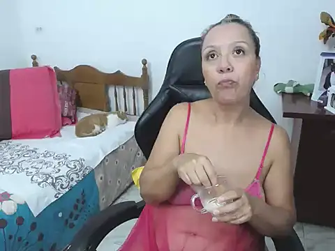 yeslluisa live