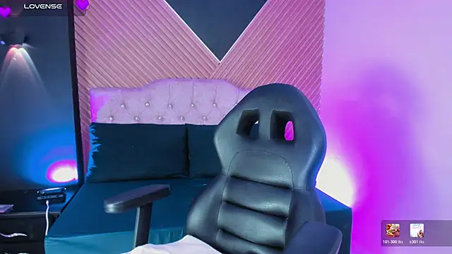 Nyx_Moon live