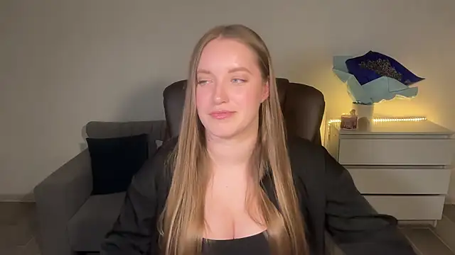 EvaMaddison live