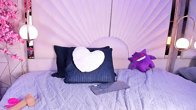 EmmaWilliam1 live